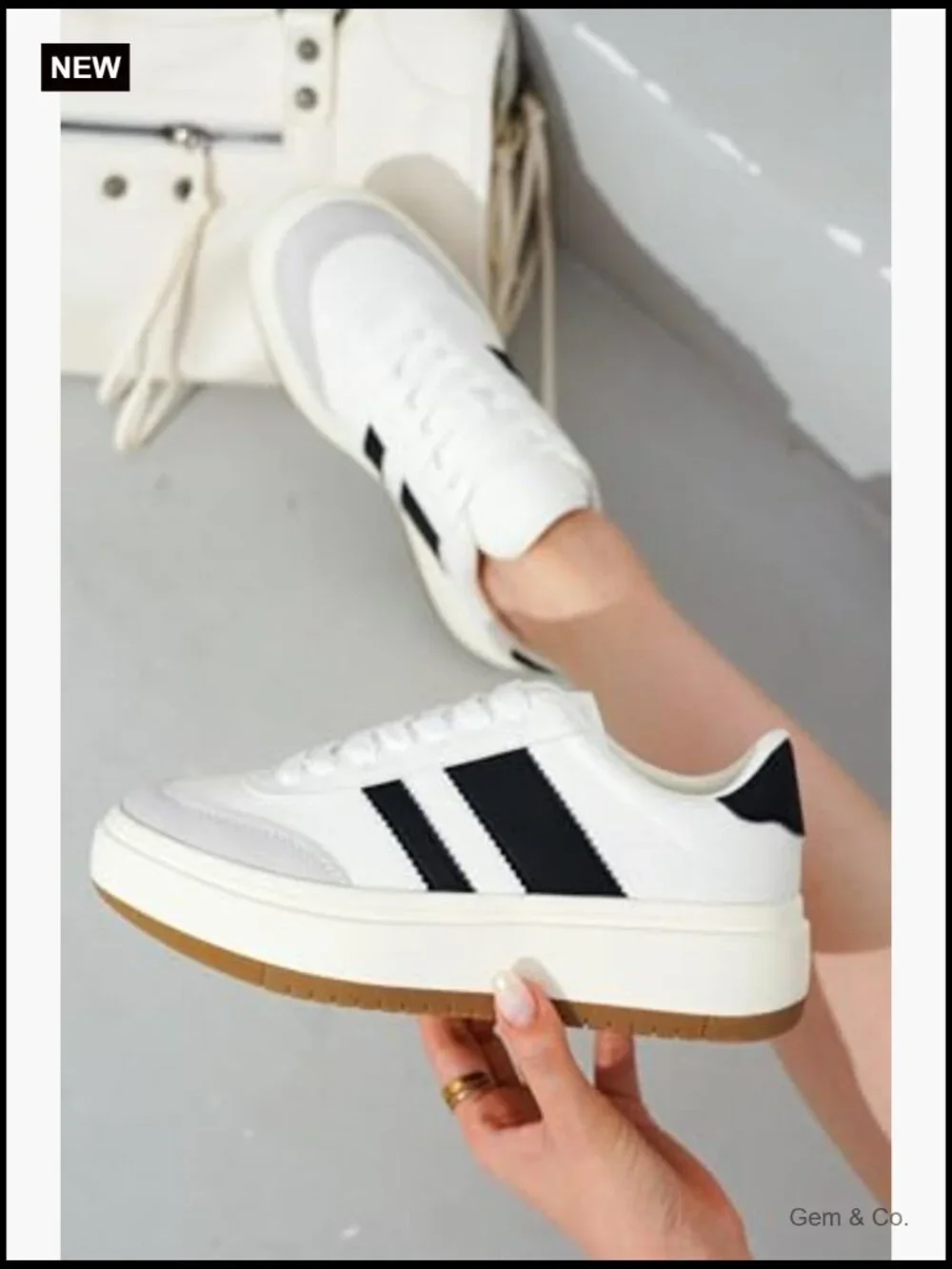 Platform Sneakers with Memory Foam Insole - Non-Slip Fashion Sneakers